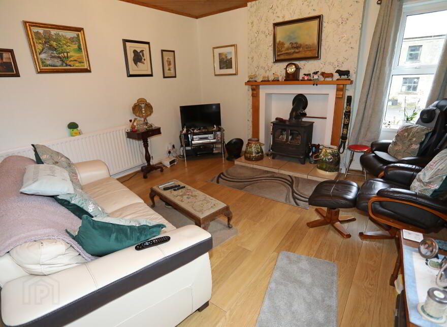 33 Gorse Road, Claudy, BT47 4HY