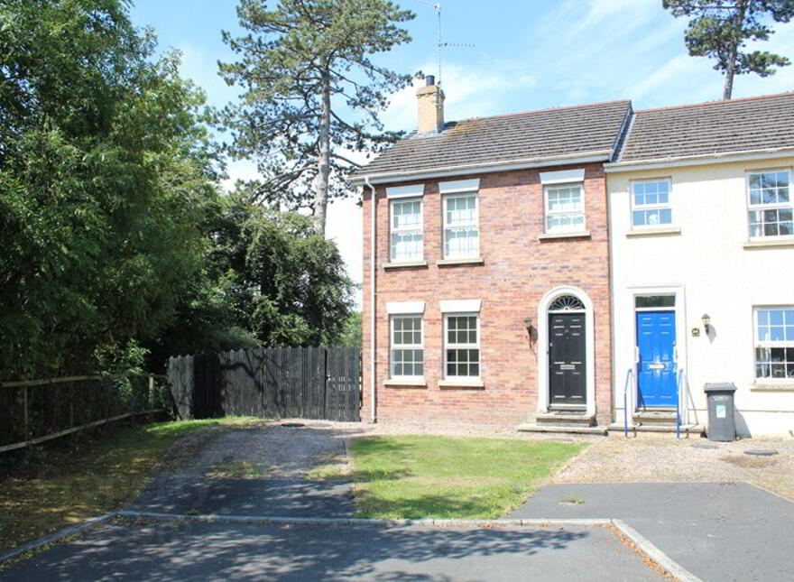 31 Summerhill Court, Banbridge, BT32 3GZ photo