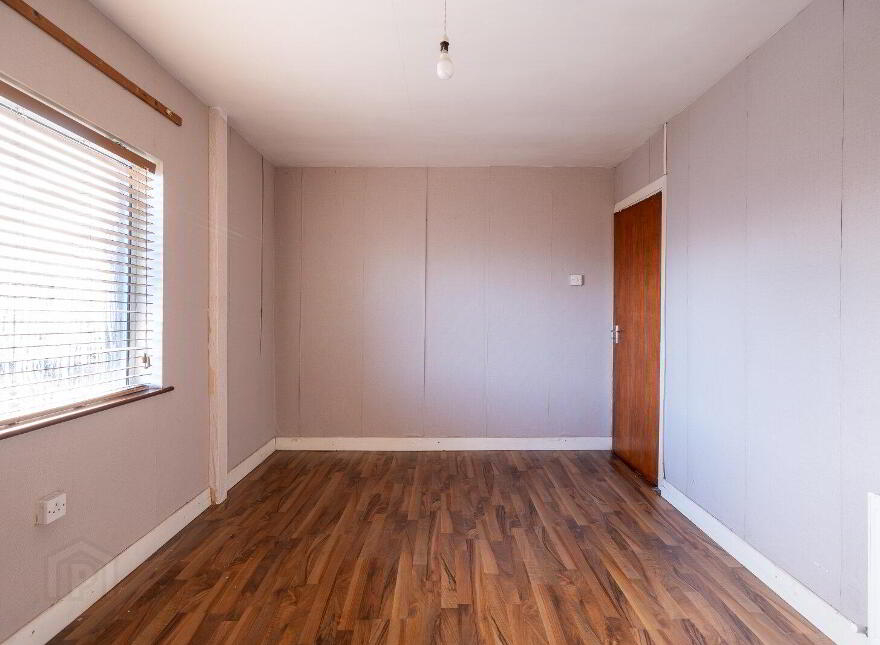 4 Clontarf Road, Tullamore, R35KT99