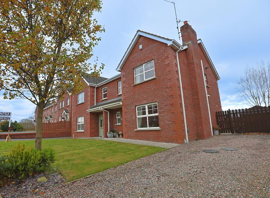 41 Windsor Hill, Waringstown, Craigavon, BT66 7FZ photo