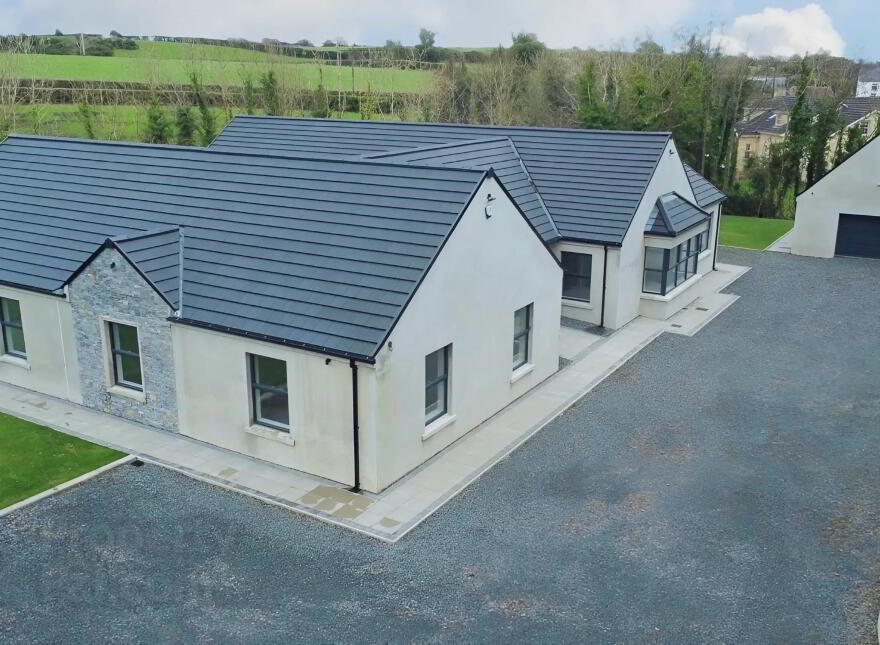 Drumvale, 20a Mountview Road, Ballynahinch, BT24 8JR photo