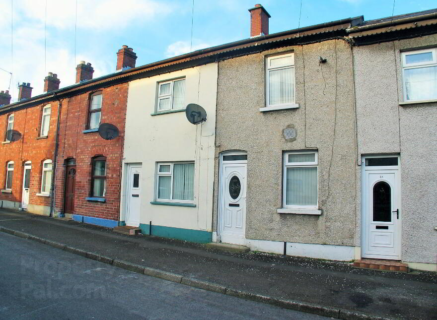 21 Leamington Place, Low Road, Lisburn, BT27 4UL photo