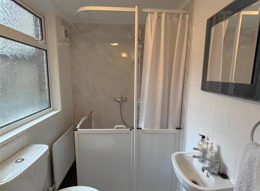 7 Easton Crescent, Cliftonville, Belfast, BT14 6LJ