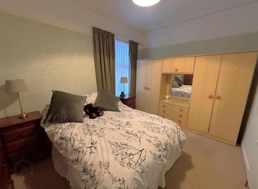 7 Easton Crescent, Cliftonville, Belfast, BT14 6LJ