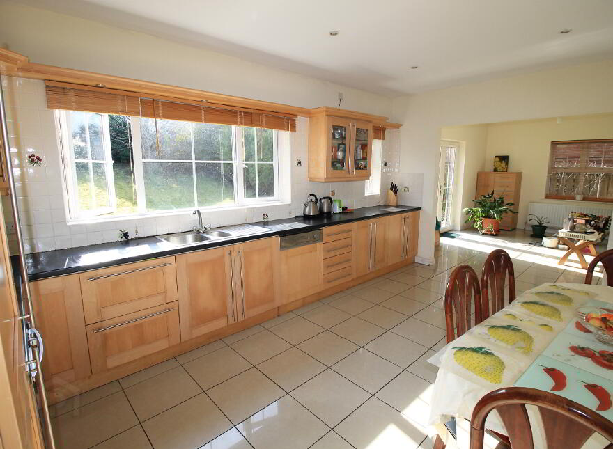 3 Waterfoot Park, Waterside, Derry, BT47 6SW
