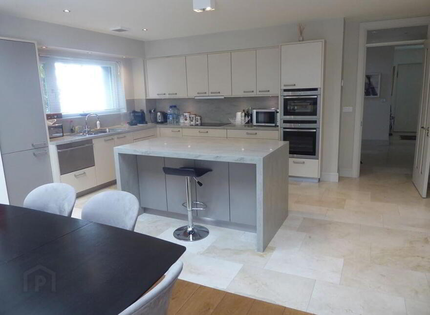 80 Rockbarton Park, Salthill, Galway City, H91AFN1