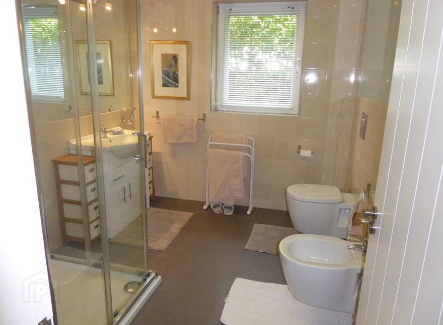 80 Rockbarton Park, Salthill, Galway City, H91AFN1
