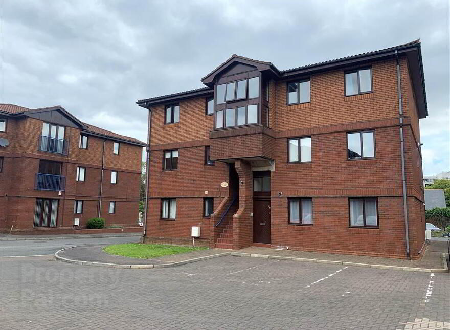 6 Lockside Court, Belfast, BT9 5GQ photo