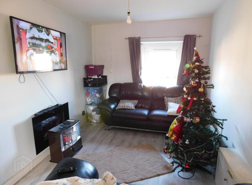 3 Main Street, Castlederg, BT81 7AY