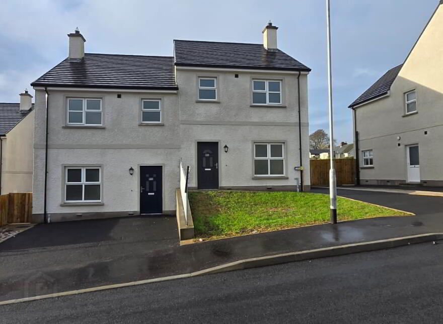 3 Bedroom Semi-Detached, Castletown Brae, Castletown Brae, Fintona, Omagh