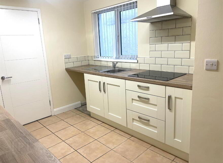 69 Riverside, Antrim, BT41 4BL