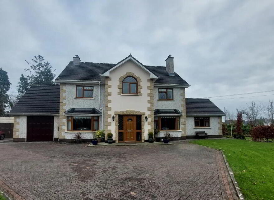 11 Hyde Court, Golf Links Road, Roscommon Town, F42DY99 photo