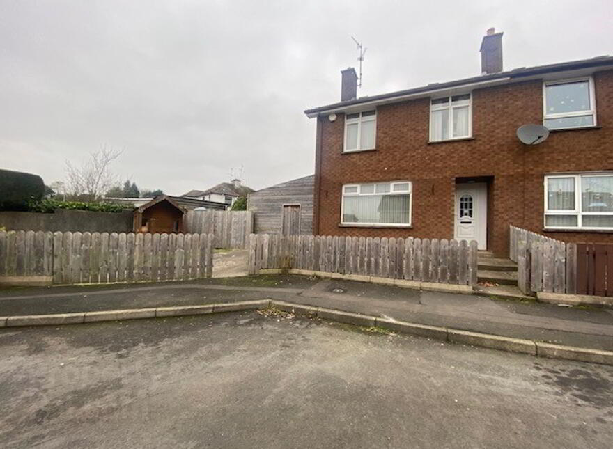 24 Hall Crescent, Maghera, BT46 5DT photo