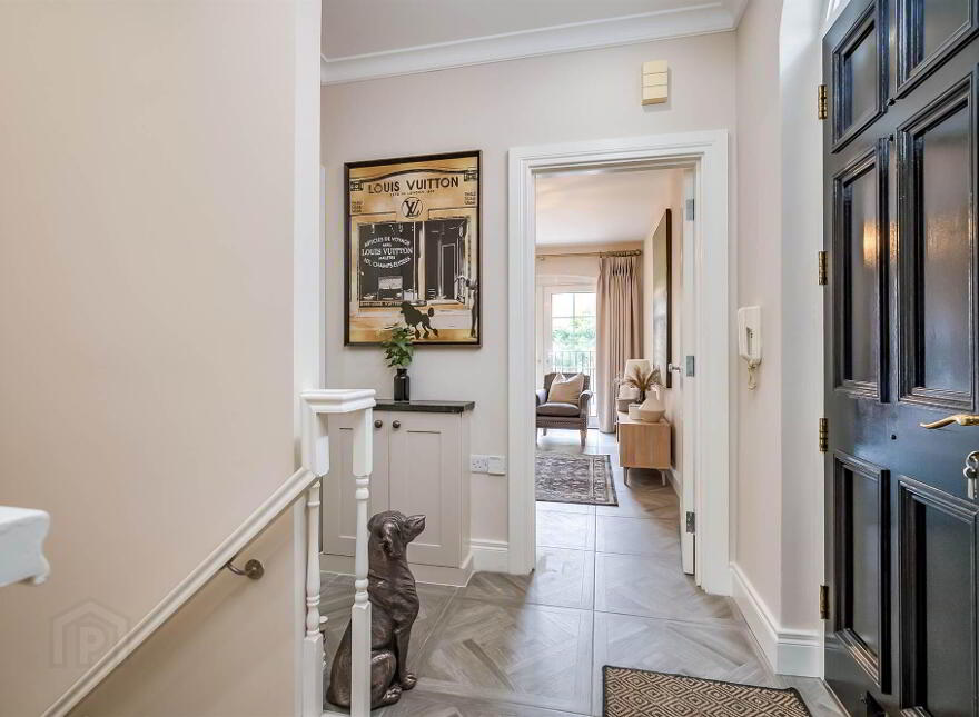 50c Marlborough Park South, Malone, Belfast, BT9 6HR