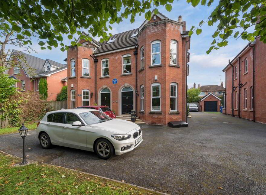 50c Marlborough Park South, Malone, Belfast, BT9 6HR photo