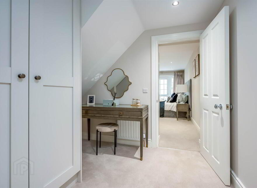 50c Marlborough Park South, Malone, Belfast, BT9 6HR