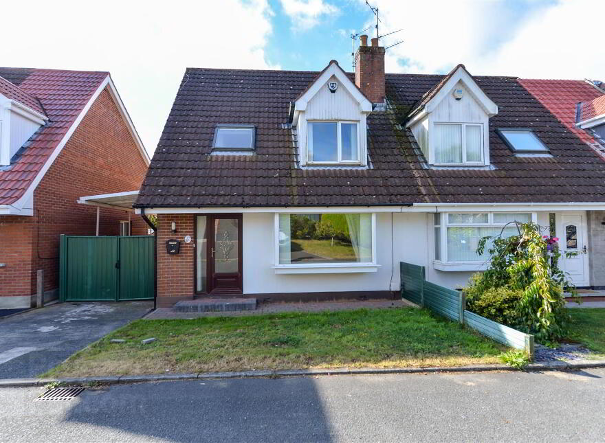 66 Alveston Park, Carryduff, Belfast, BT8 8RP photo