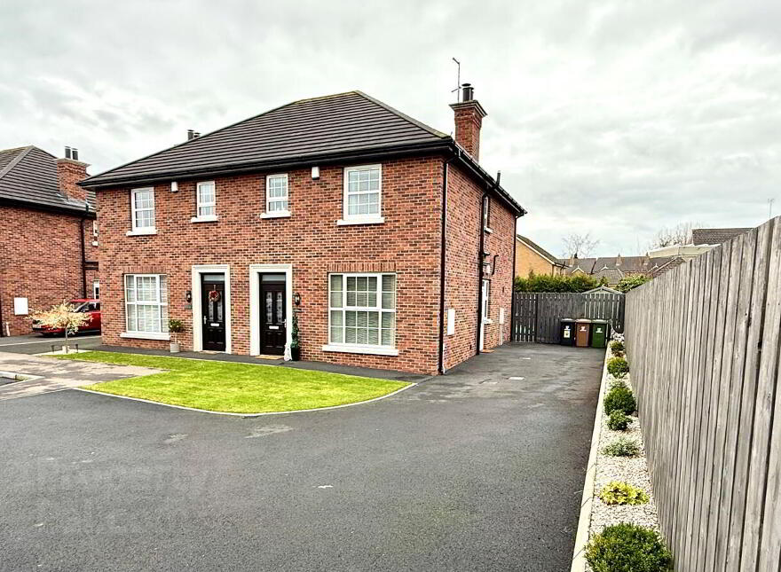 17 Drum Meadow, Portadown, BT63 5DJ photo