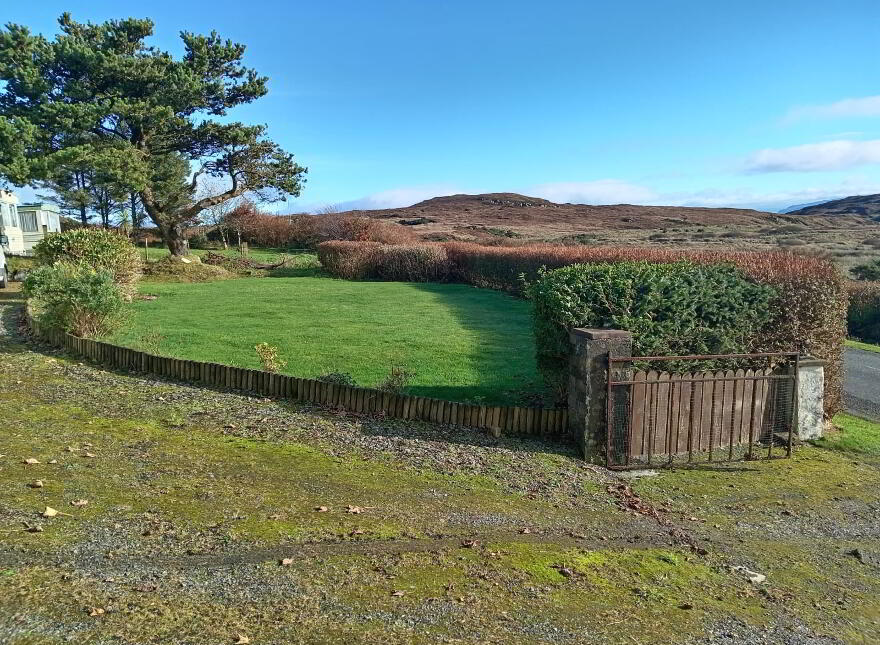 Glengad Mountain, Malin Head, F93V0V8