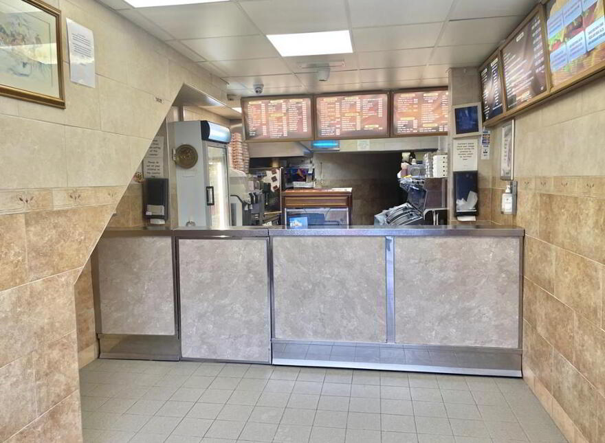 Genoa Take Away, 30 Grattan Square, Dungarvan, X35ED71