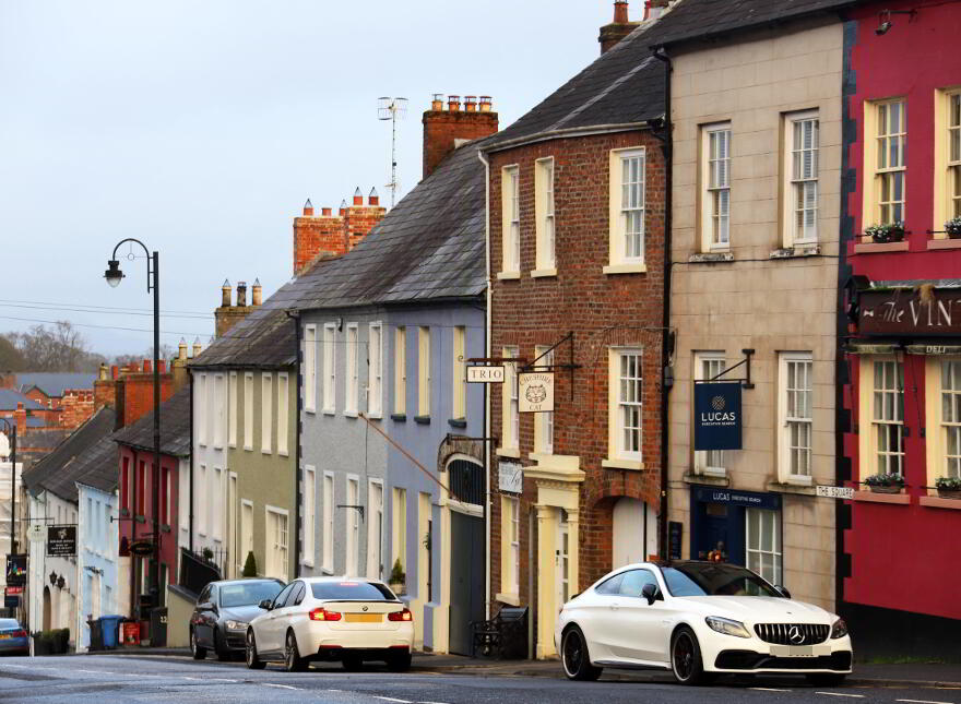 SHORT TERM LET, Meeting Street, Hillsborough, BT26 6GP