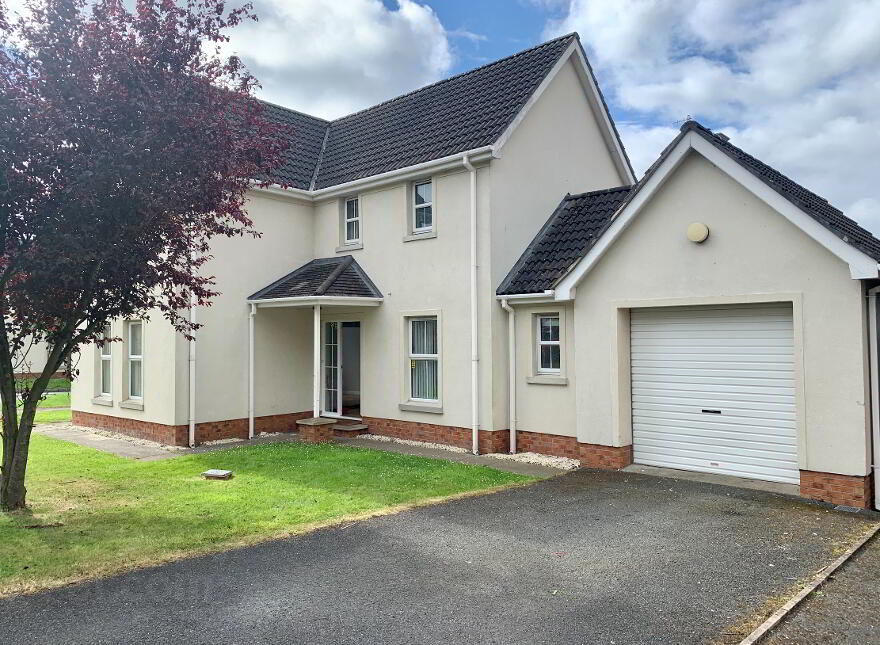 4 Carnbeg Avenue, Antrim, BT41 4RA photo