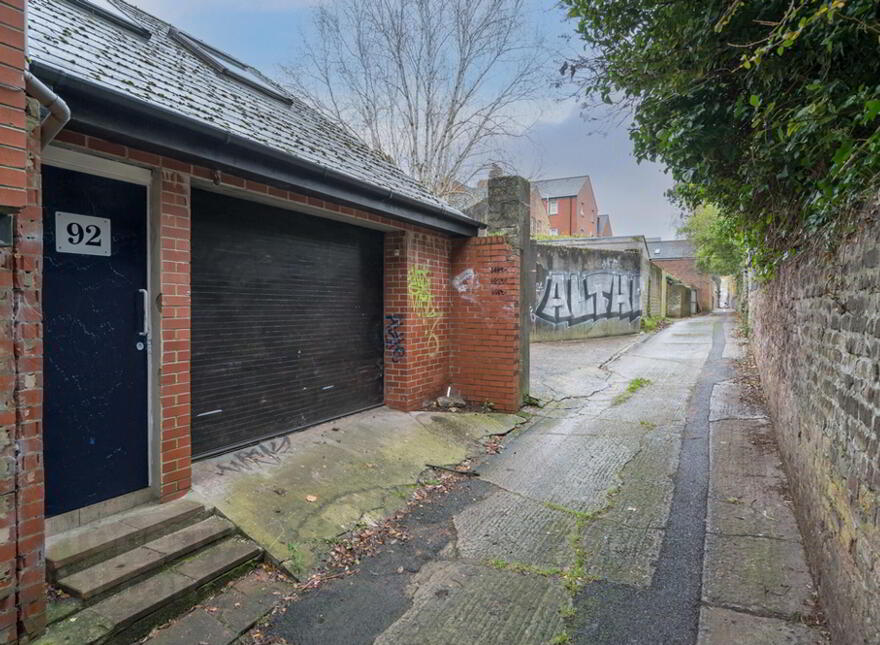 The Mews, Eglantine Avenue, Belfast, BT9 6EU photo