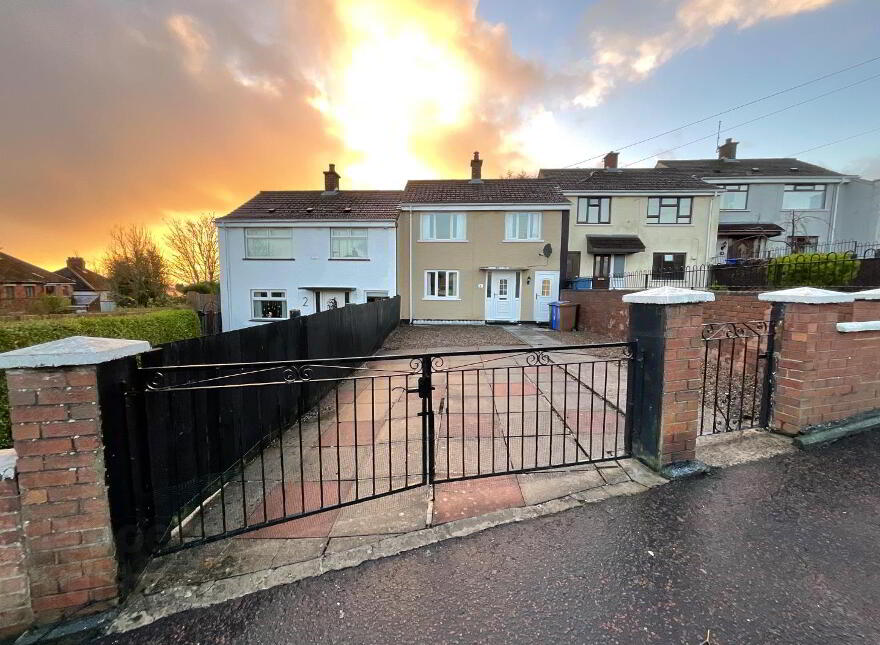 4 Tyndale Drive, Belfast, BT14 8HN photo