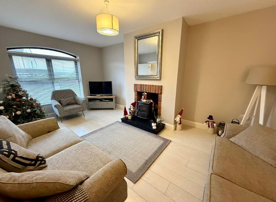 4 Woodland Chase, Waterside, L’derry, BT47 2LA