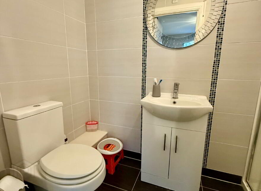 4 Woodland Chase, Waterside, L’derry, BT47 2LA