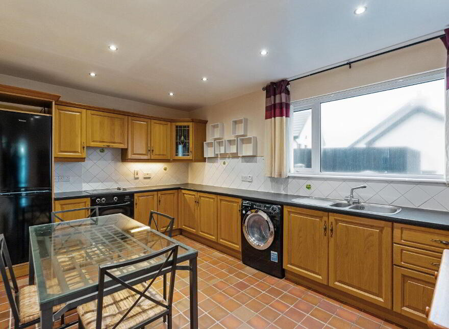 94 Shore Road, Ballyhalbert, Newtownards, BT22 1BJ