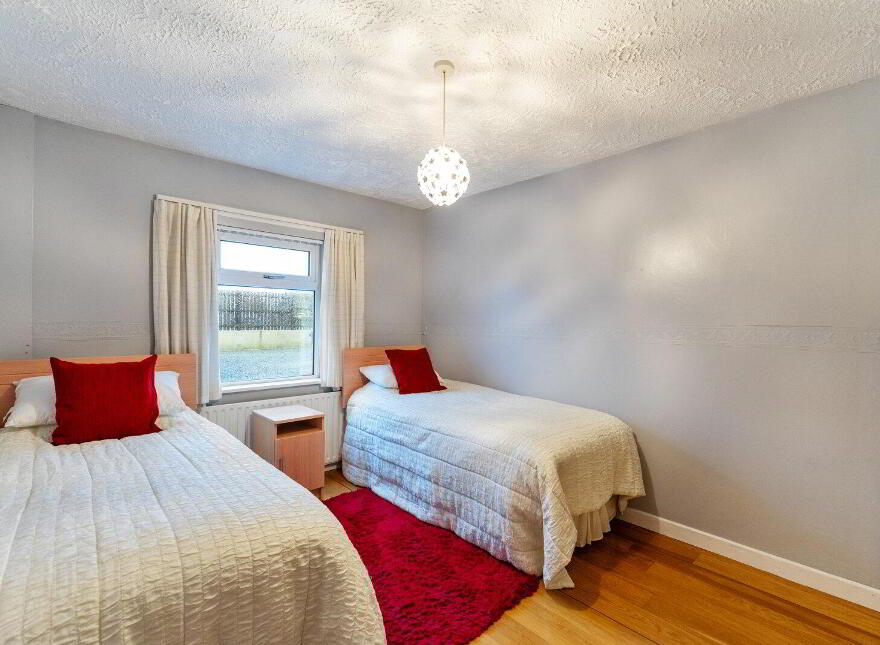 94 Shore Road, Ballyhalbert, Newtownards, BT22 1BJ
