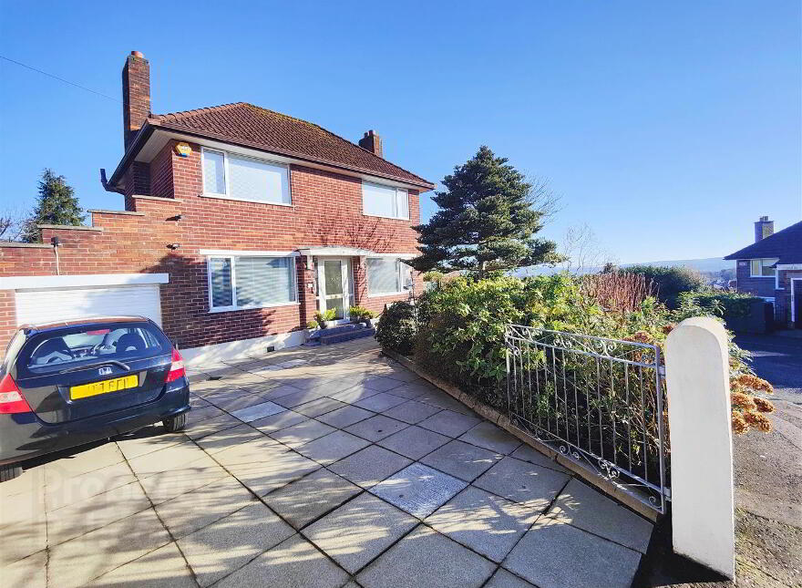 14 Mount Coole Gardens, Belfast, BT14 8JY photo