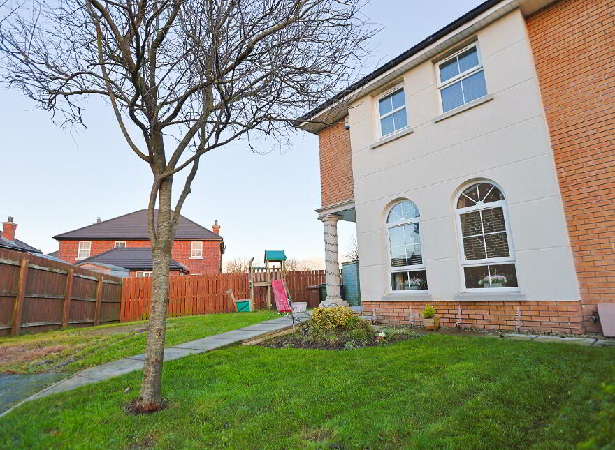 27 Lisnagrilly Hall, Portadown, Craigavon, BT63 5WR photo