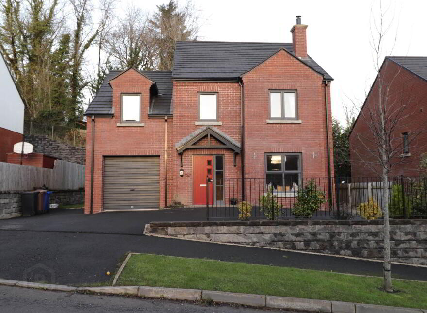 5 Drumgarrow Avenue, Drumgarrow, Enniskillen, BT74 4GZ