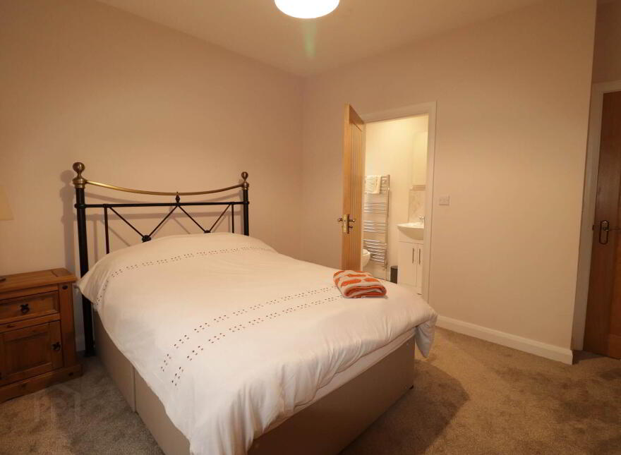 5 Drumgarrow Avenue, Drumgarrow, Enniskillen, BT74 4GZ