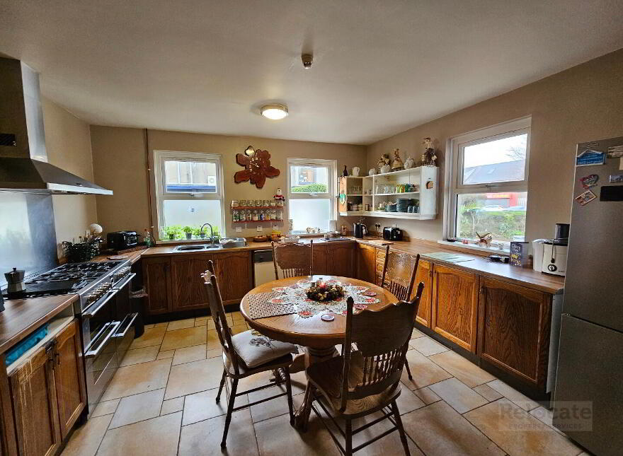 42 Newcastle Street, Kilkeel, BT34 4AQ