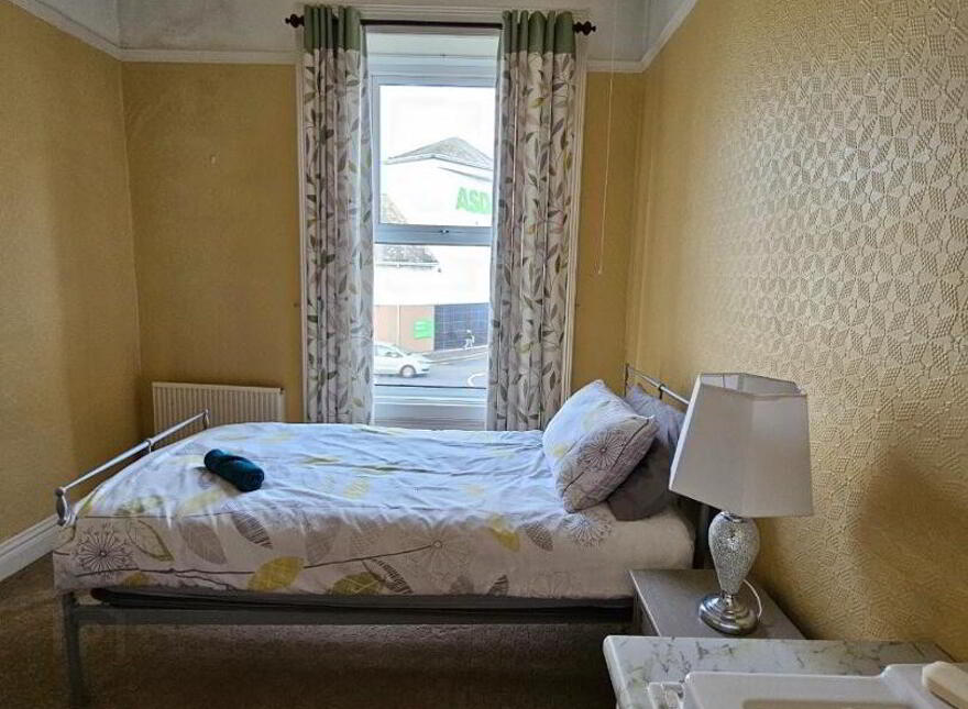 42 Newcastle Street, Kilkeel, BT34 4AQ