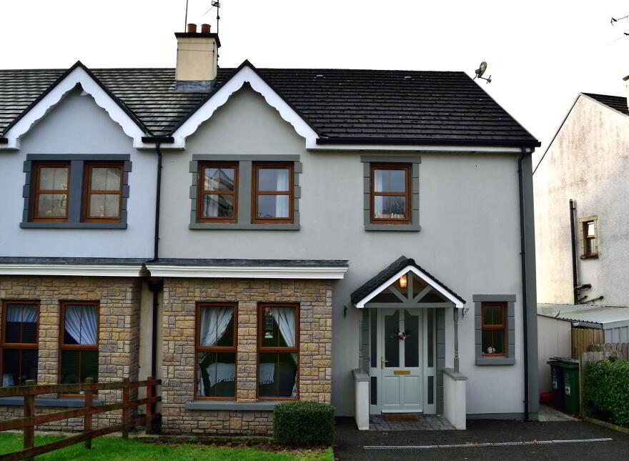 54 Daisyhill Manor, Ballyconnell, H14F673 photo