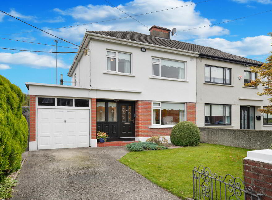 20 The Lawn, Finglas, Dublin, D11 photo