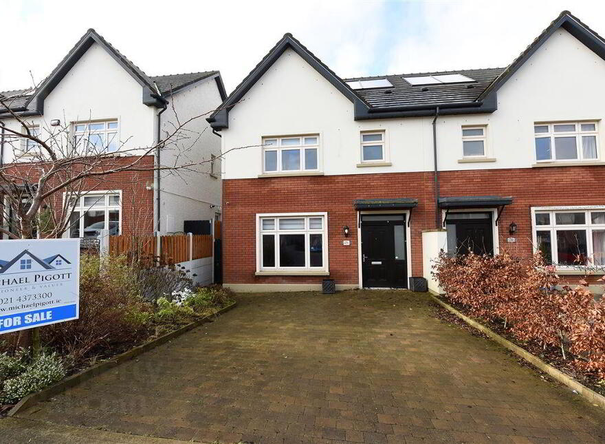 25 The Willows, Janeville, Carrigaline photo