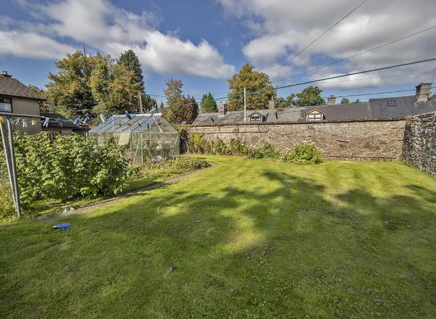 Linden, North Mall, Lismore, P51YW63
