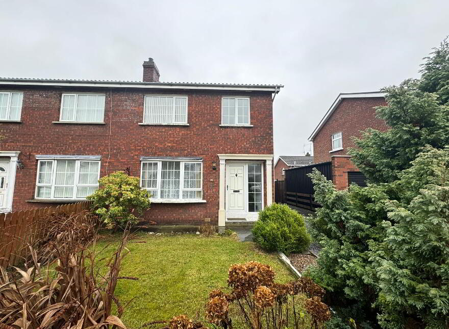 93 Wood Lane, Lurgan, BT66 7EN photo