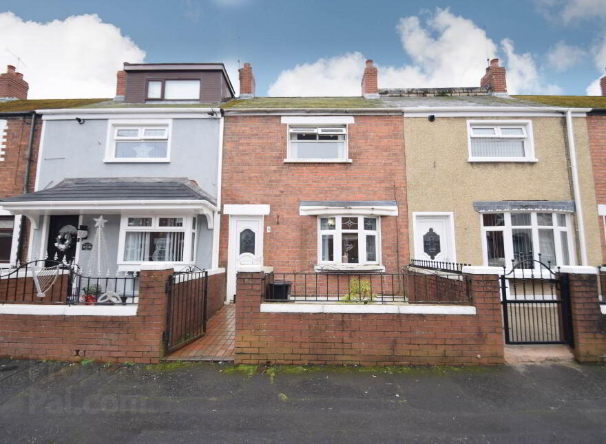 8 Rodney Drive, Belfast, BT12 6DZ photo