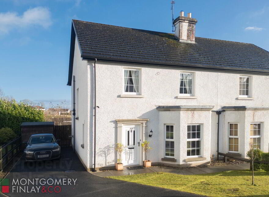 69 Devenish Manor, Enniskillen, BT74 5JD photo