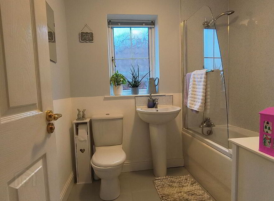 Unit 6e, The Demesne, Carryduff, BT8 8GW