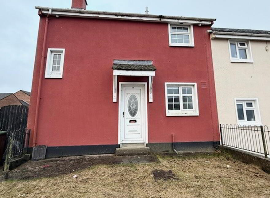 28 Rosskeen Park, Hazelbank, Derry, BT48 0RH photo