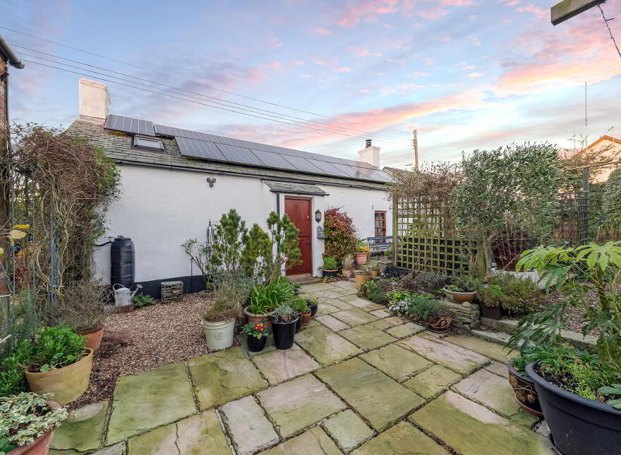 10 Bishops Court Road, Kilclief, Downpatrick, Strangford, BT30 7NU