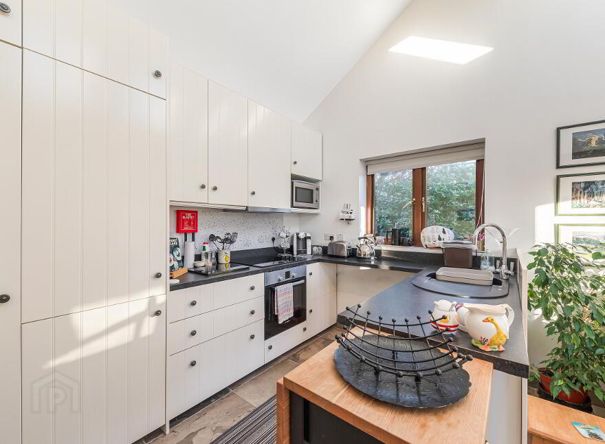 10 Bishops Court Road, Kilclief, Downpatrick, Strangford, BT30 7NU