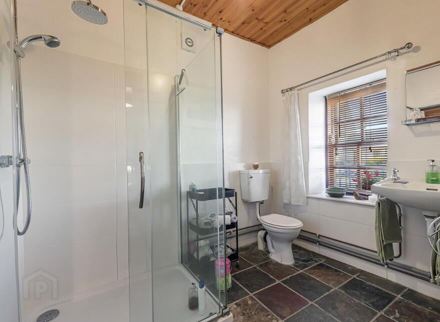 10 Bishops Court Road, Kilclief, Downpatrick, Strangford, BT30 7NU